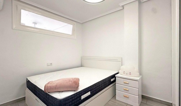 Återförsäljning - Apartment -
Torrevieja - Playa del Cura