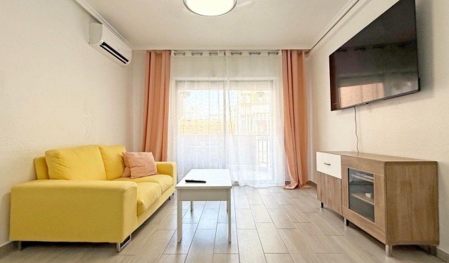 Återförsäljning - Apartment -
Torrevieja - Playa del Cura