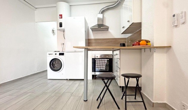 Återförsäljning - Apartment -
Torrevieja - Playa del Cura