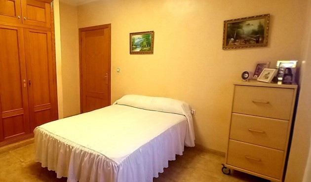 Brukt - Town House -
Torrevieja - Nueva Torrevieja