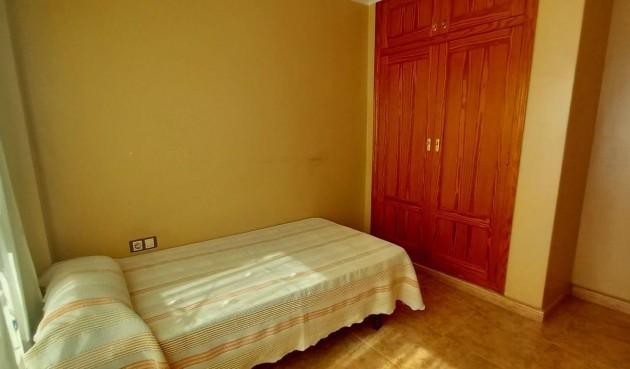 Brukt - Town House -
Torrevieja - Nueva Torrevieja