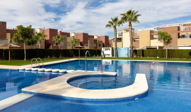 Resale - Town House -
Torrevieja - Sector 25