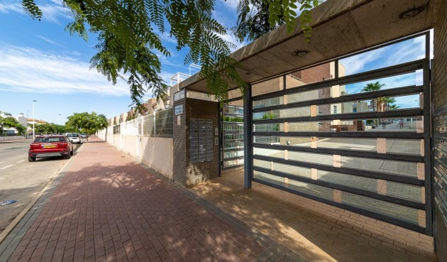 Resale - Town House -
Torrevieja - Sector 25