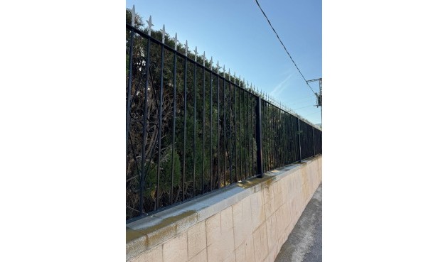 Resale - Villa -
Albatera - Partida Lomas