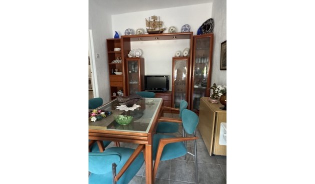 Resale - Villa -
Albatera - Partida Lomas