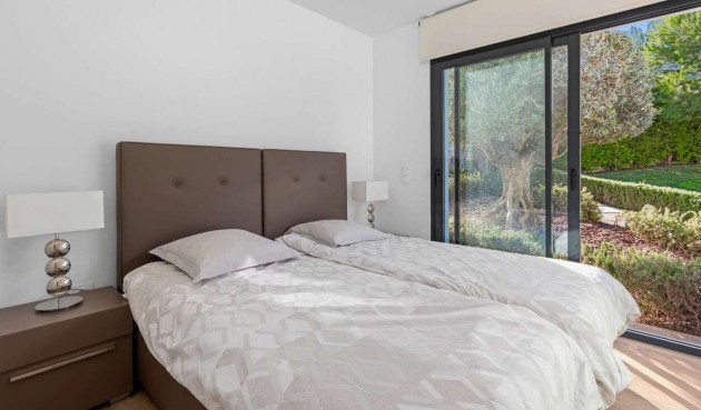 Återförsäljning - Villa -
Orihuela Costa - Costa Blanca