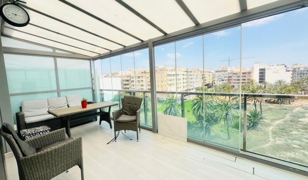 Resale - Penthouse -
Torrevieja - Playa del Cura