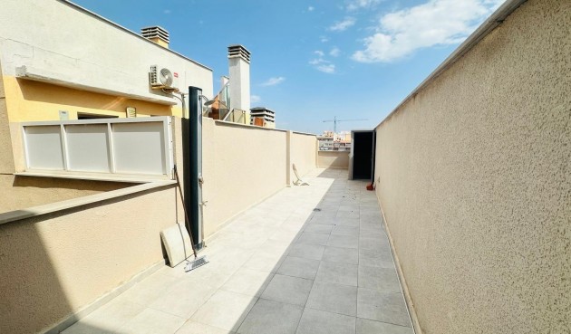 Resale - Penthouse -
Torrevieja - Playa del Cura