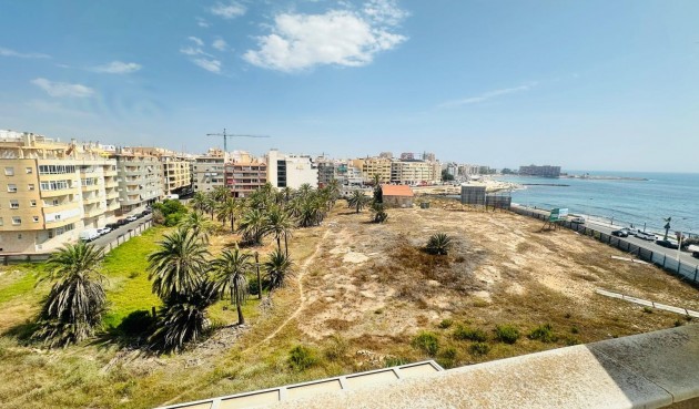 Resale - Penthouse -
Torrevieja - Playa del Cura