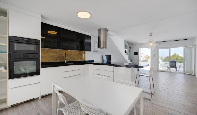 Brukt - Villa -
Torrevieja - aguas nuevas