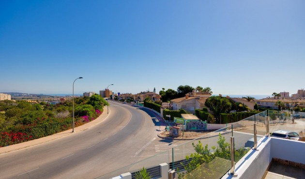 Brukt - Villa -
Torrevieja - aguas nuevas