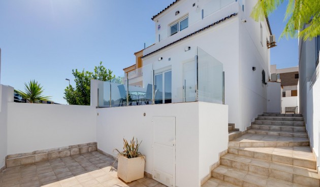 Brukt - Villa -
Torrevieja - aguas nuevas