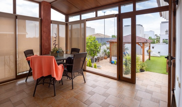 Brukt - Villa -
Los Montesinos - Costa Blanca