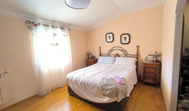 Resale - Villa -
Yecla - Inland