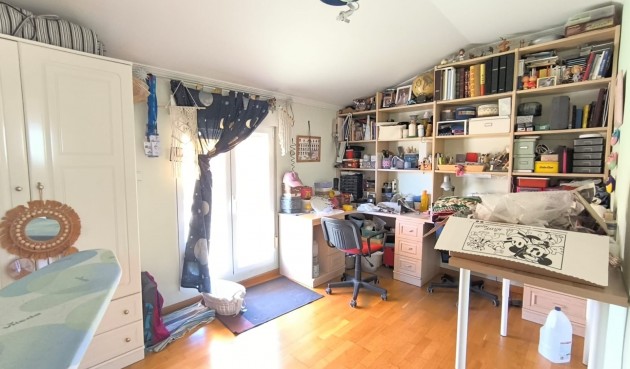 Resale - Villa -
Yecla - Inland