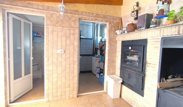 Resale - Villa -
Yecla - Inland