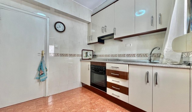 Resale - Apartment -
Torrevieja - Estacion De Autobuses