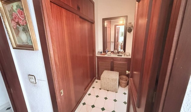 Resale - Villa -
Orihuela Costa - Campoamor