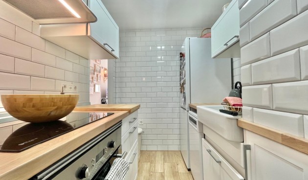 Återförsäljning - Apartment -
Torrevieja - Calas Blanca