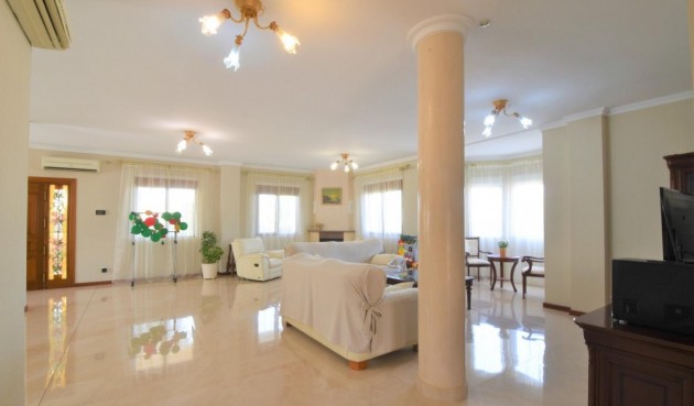 Resale - Villa -
Ciudad Quesada - Costa Blanca