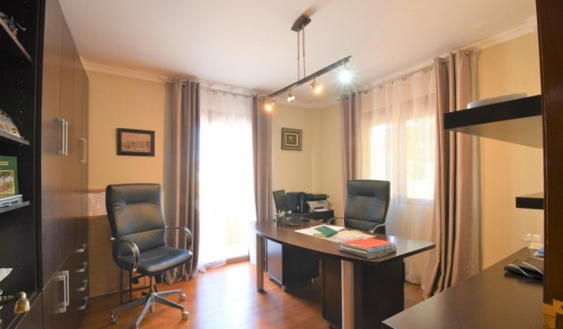 Resale - Villa -
Ciudad Quesada - Costa Blanca