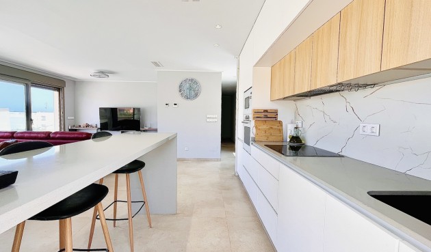 Brukt - Toppleilighet -
Torre de la Horadada - Costa Blanca