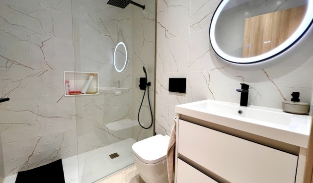 Brukt - Toppleilighet -
Torre de la Horadada - Costa Blanca