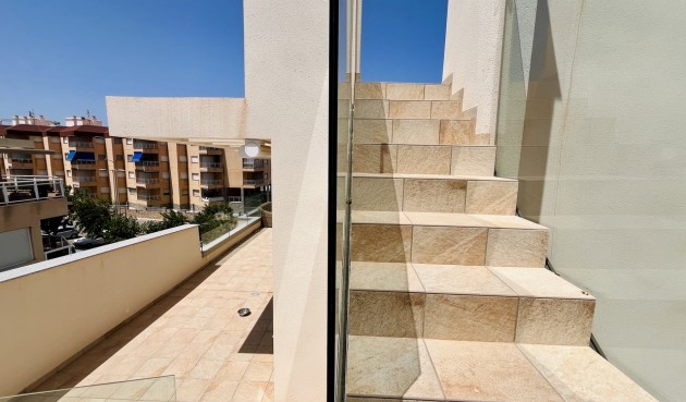 Brukt - Toppleilighet -
Torre de la Horadada - Costa Blanca