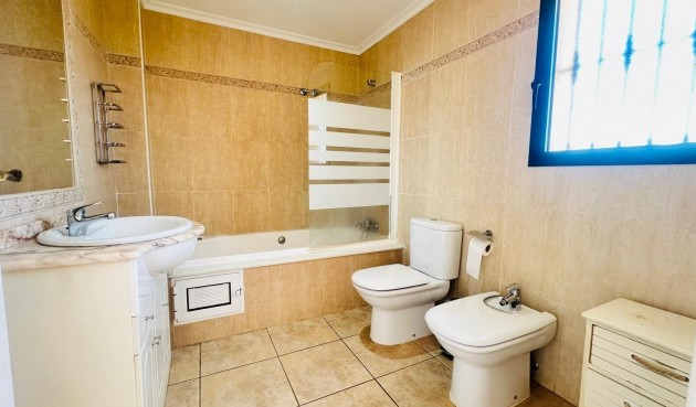 Resale - Villa -
Orihuela Costa - PAU 8