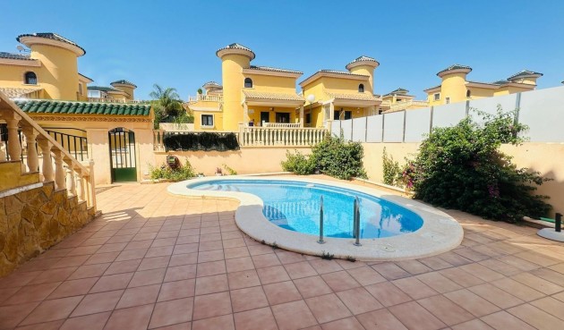 Resale - Villa -
Orihuela Costa - PAU 8