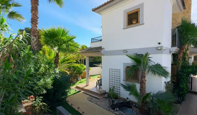 Resale - Town House -
Benidorm - Costa Blanca