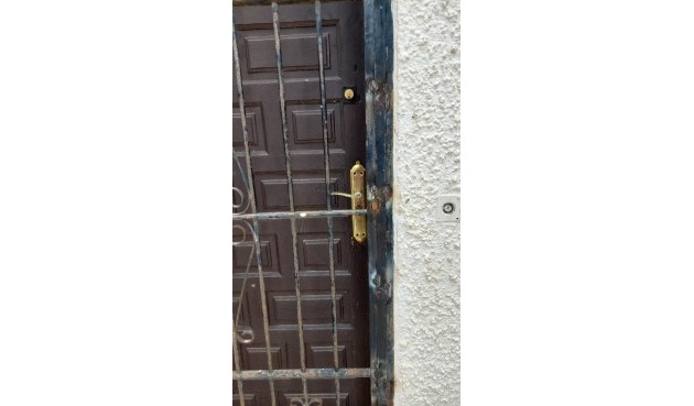 Återförsäljning - Town House -
Torrevieja - aguas nuevas