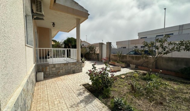 Resale - Villa -
Los Alcazares - Las Lomas Del Rame-bahía Bella
