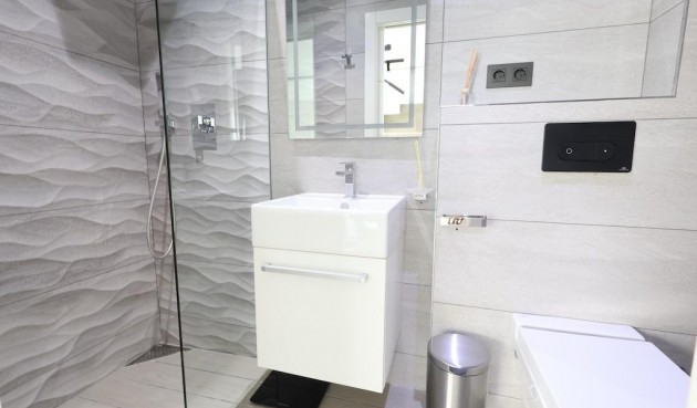 Återförsäljning - Villa -
Jávea - Costa Blanca