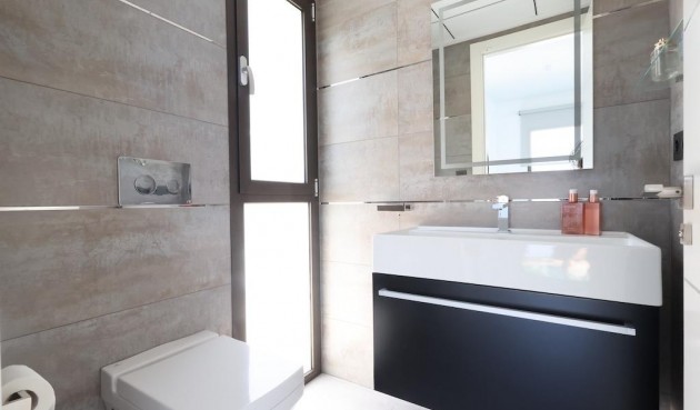 Återförsäljning - Villa -
Jávea - Costa Blanca