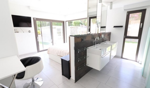 Återförsäljning - Villa -
Jávea - Costa Blanca