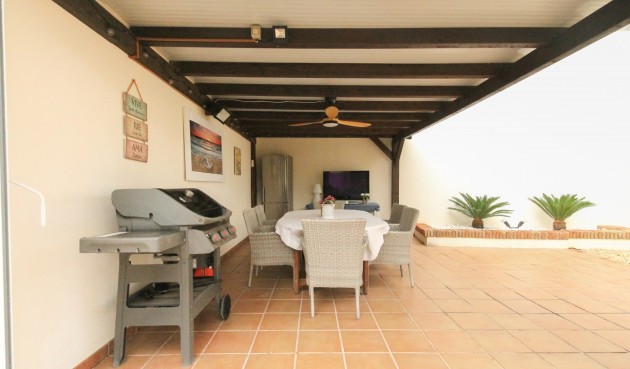 Resale - Villa -
Torrevieja - Costa Blanca