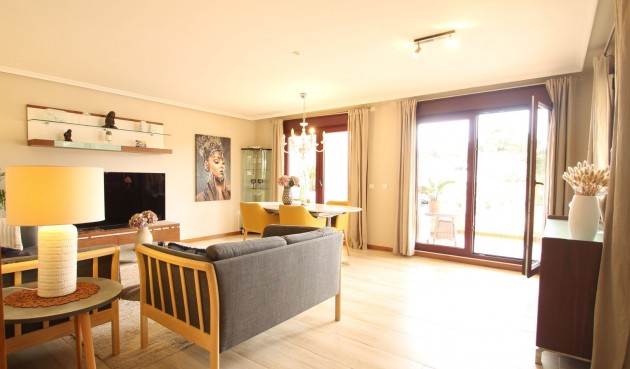 Resale - Villa -
Torrevieja - Costa Blanca