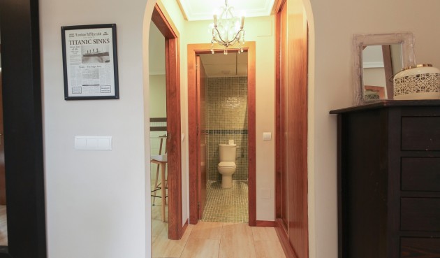 Resale - Villa -
Torrevieja - Costa Blanca