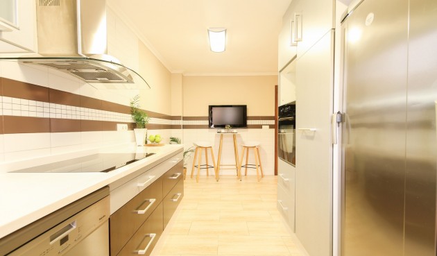 Resale - Villa -
Torrevieja - Costa Blanca