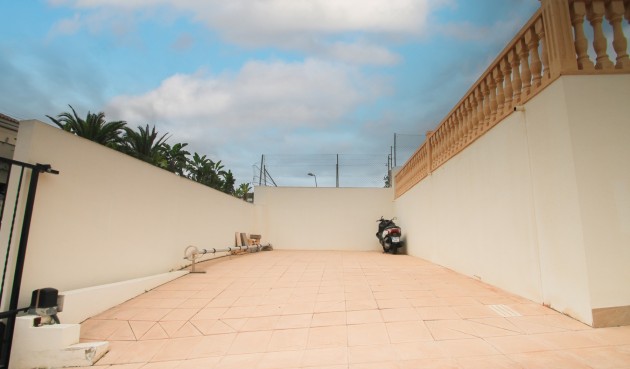 Resale - Villa -
Torrevieja - Costa Blanca