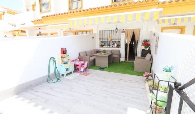 Resale - Duplex -
Pilar de la Horadada - Costa Blanca