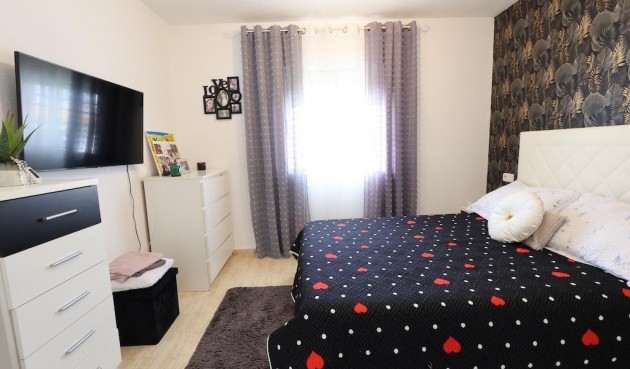 Resale - Duplex -
Pilar de la Horadada - Costa Blanca