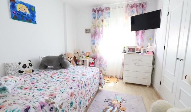 Resale - Duplex -
Pilar de la Horadada - Costa Blanca