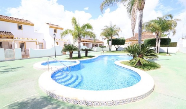 Resale - Duplex -
Pilar de la Horadada - Costa Blanca