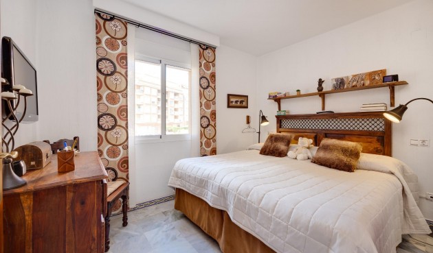 Resale - Apartment -
Torrevieja - Playa de los Locos