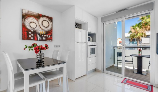 Återförsäljning - Bungalow -
Punta Prima - Costa Blanca