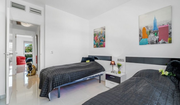 Återförsäljning - Bungalow -
Punta Prima - Costa Blanca