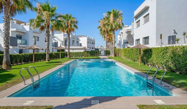 Återförsäljning - Bungalow -
Punta Prima - Costa Blanca