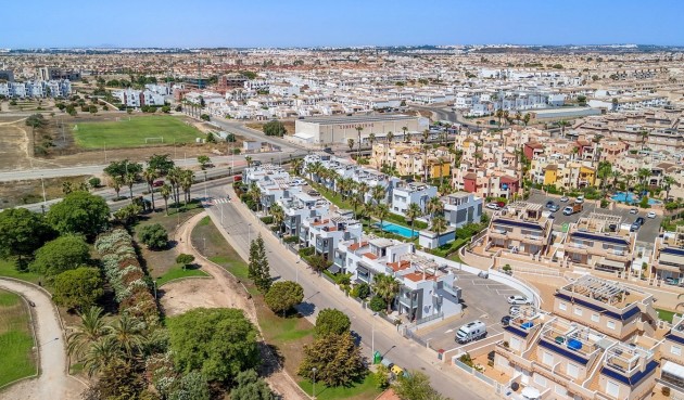 Återförsäljning - Bungalow -
Punta Prima - Costa Blanca